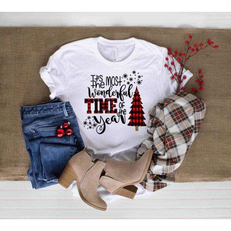 Purple LadyBug Decor shirts 'It's Looking Like Christmas' T-Shirt Women