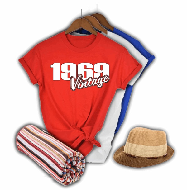 Purple LadyBug Decor shirts Vintage Style 1960 - 1969  T-Shirt